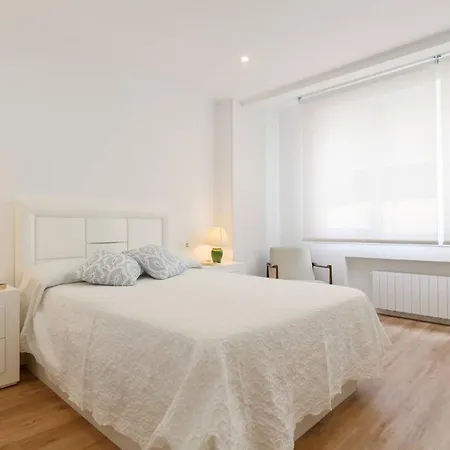 Апартаменти Elcano Urban Class Vivienda Turistica Reformado Con Wifi